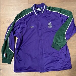 REEBOK Milwaukee Bucks NBA Team Apparel Jacket